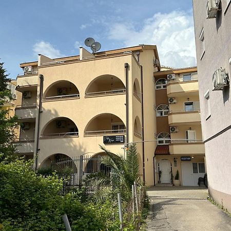 Villa Il Mare Budva Exterior photo